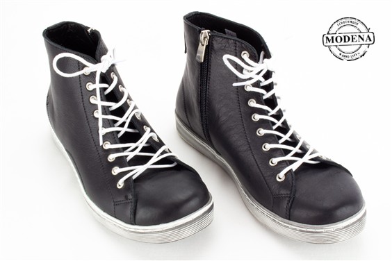 Detailpagina - Ander damesschoenen model: ZWART HOGE BASKET