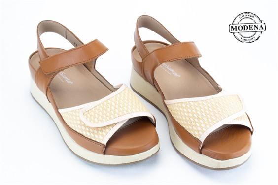 Detailpagina - Ander damesschoenen model: CAMEL SANDAAL RAFFIA VOOROP