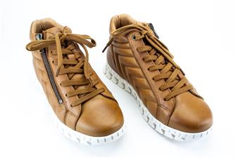 CAMEL VISGRAAT SNEAKER RITS