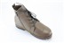 Afb. Detail B van D TAUPE VETERSCHOEN MILITARY