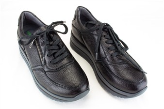ZWART SNEAKER RITS K-BREEDTE