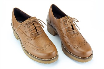 CAMEL VETERSCHOEN BROQUE HAK